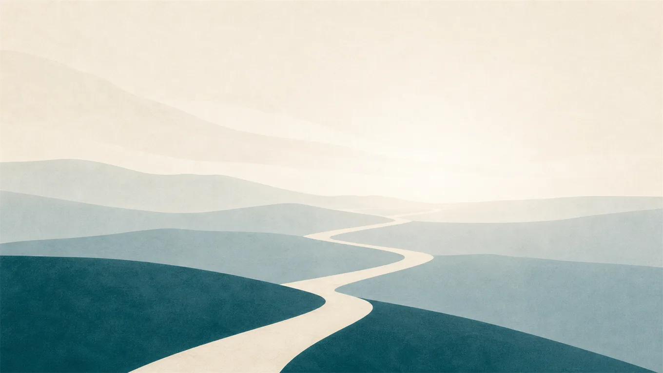 Un chemin en zigzag qui monte vers un horizon dégagé